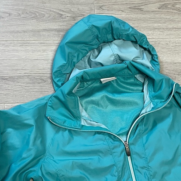 Columbia Women’s detachable hood breathable/Teal Hooded Windbreaker Jacket - Picture 6 of 15